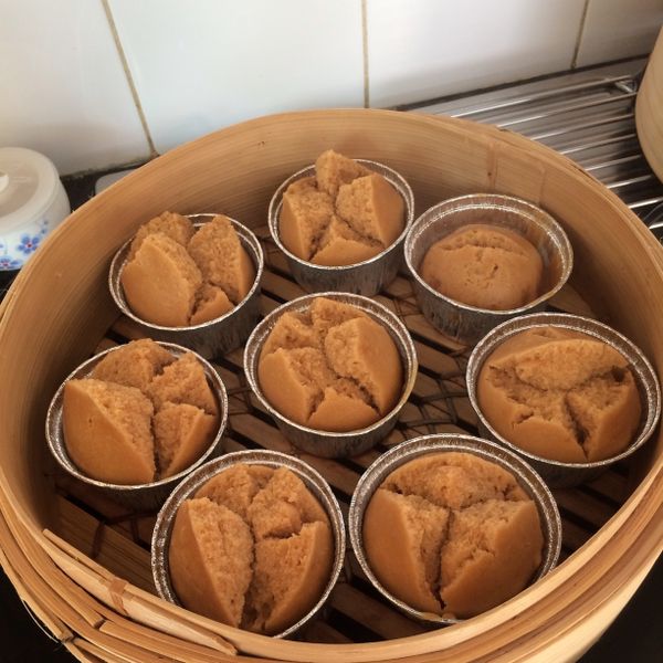 第一次就上手的黑糖發糕(電鍋版)。胖卡瘦不了食譜 : Wan Ching一起做