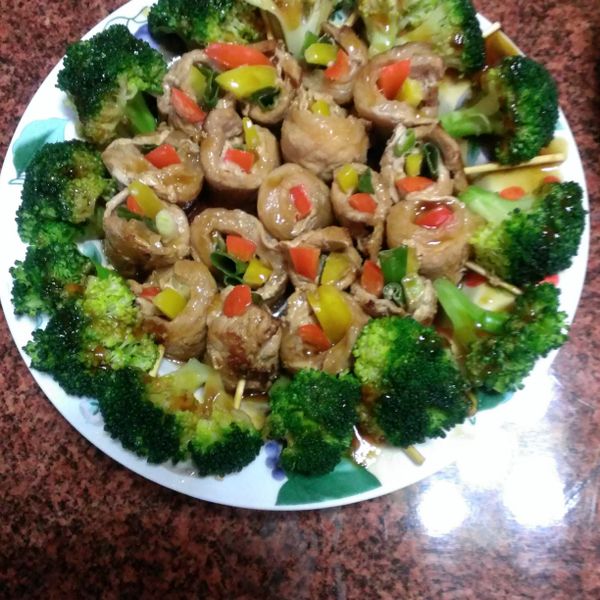 蓁料理年菜~梅花三弄捲 : 林小柔一起做