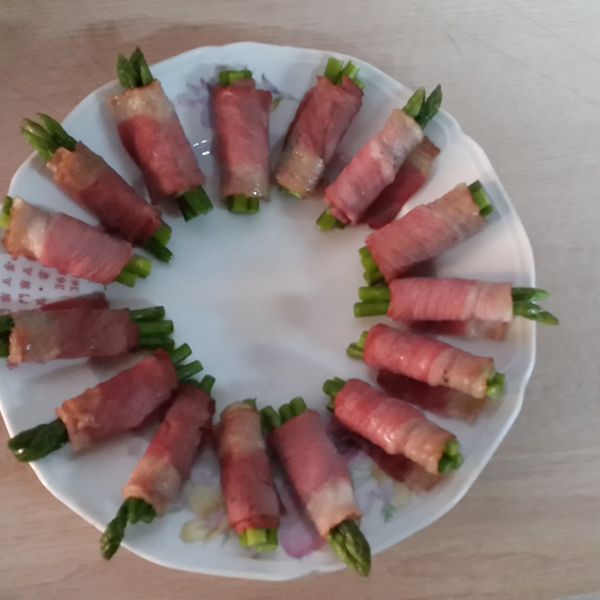 蘆筍培根捲～健康廚房10分鐘出年菜：盧淑惠 一起做