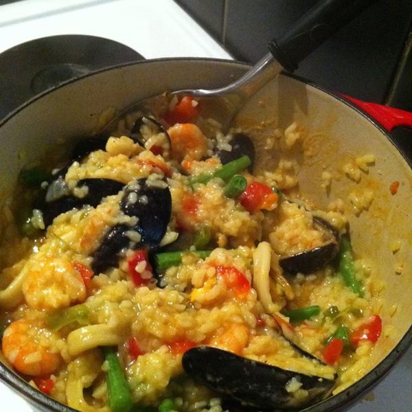 西班牙海鮮飯（八人份）：Ariel Huang 一起做