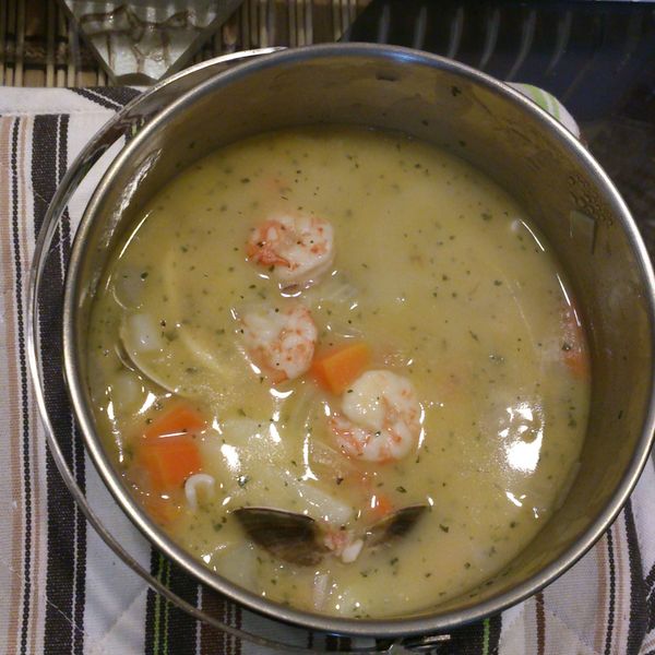 [湯品] 海鮮巧達濃湯：認真愛吃 一起做