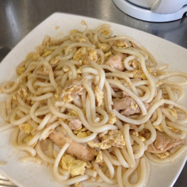 [便當食驗室]肉絲炒烏龍麵 : 林怡伶一起做