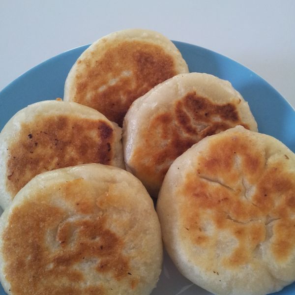 爆汁手工豬肉餡餅 燙麵 示範影音：高小均 一起做