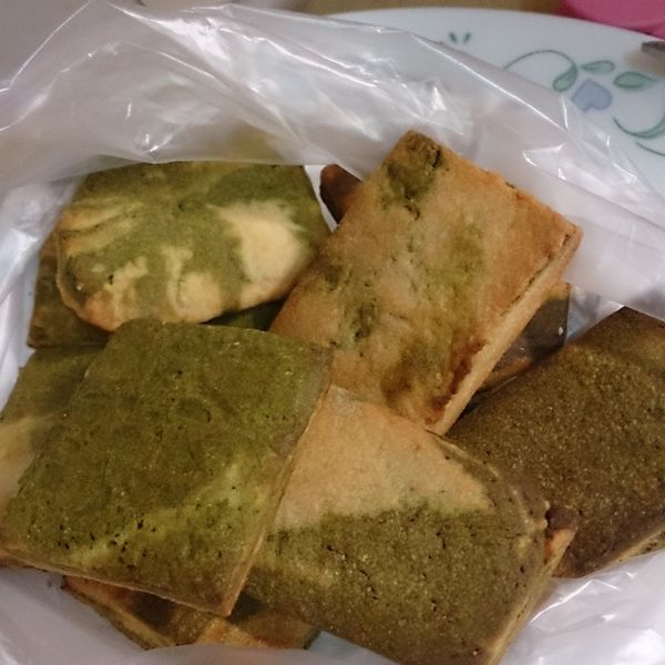 綠茶雙色餅乾：gloria 一起做