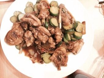 蔥爆雞丁：Mindi 一起做