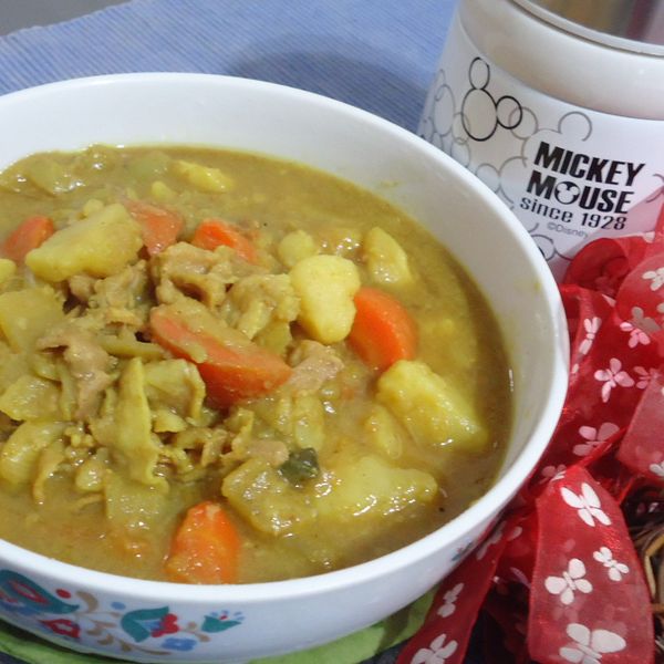 曰式豬肉燉馬鈴薥《肉じゃが》：Ann Yu 一起做