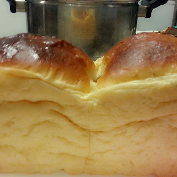 圓頂奶油吐司(12兩x2條):黃右辰 一起做