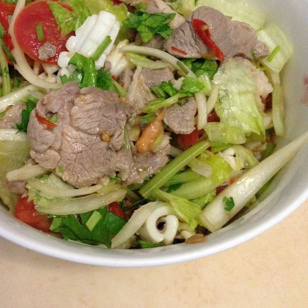 【哇菜影音食譜】泰式酸辣牛肉片：Hsu Chris 一起做