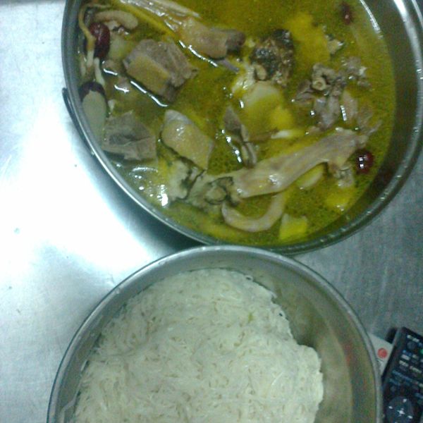 立冬進補之薑母鴨火鍋 : 王月秀一起做