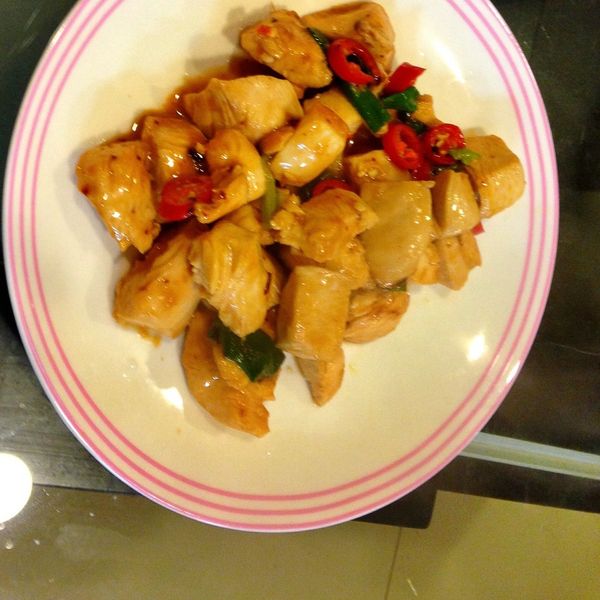 蔥爆雞丁：Olive 一起做