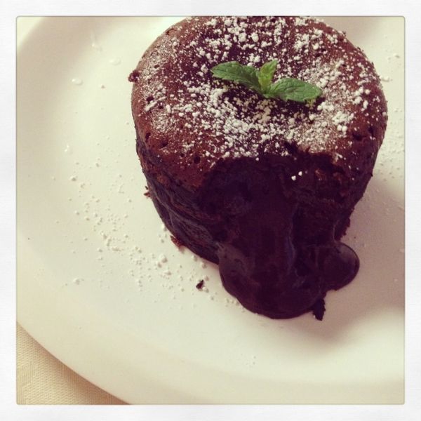 夢幻濃醇巧克力岩漿蛋糕 Chocolate lava cake:Sandy 一起做