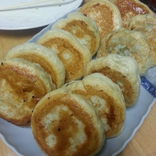 超好吃的-素水煎包：妞兒 一起做