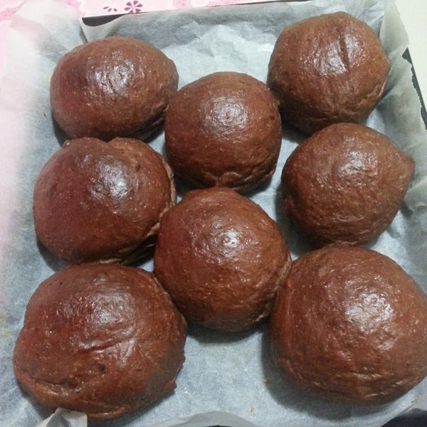 胖達人。黑眼豆豆~ 巧克力麵包。影片教學 : 陳小月一起做