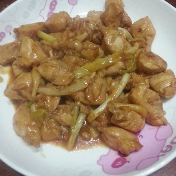 蔥爆雞丁：袁淑苓 一起做