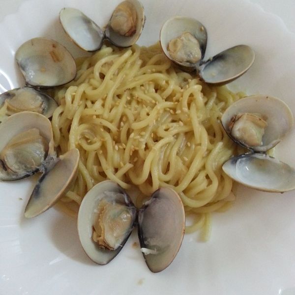 DIY家常麵料理-奶油白醬蛤蠣燕麥麵 : Ju Ju Lu一起做