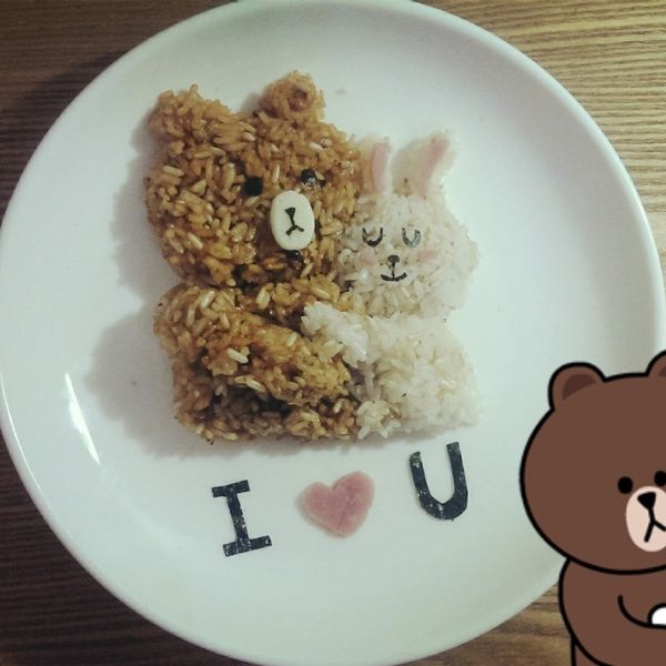 ♥上田太太愛睏哈欠便當♥(LINE熊熊兔兔優閒約會篇) : 許大毛一起做