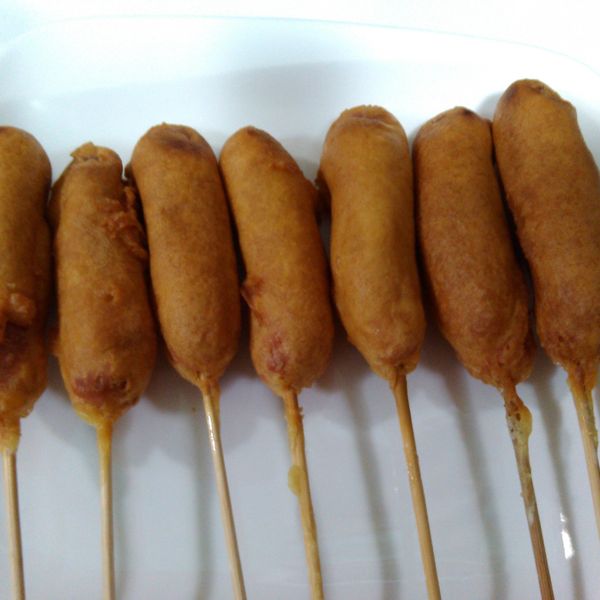 金黃炸熱狗：小馨 一起做