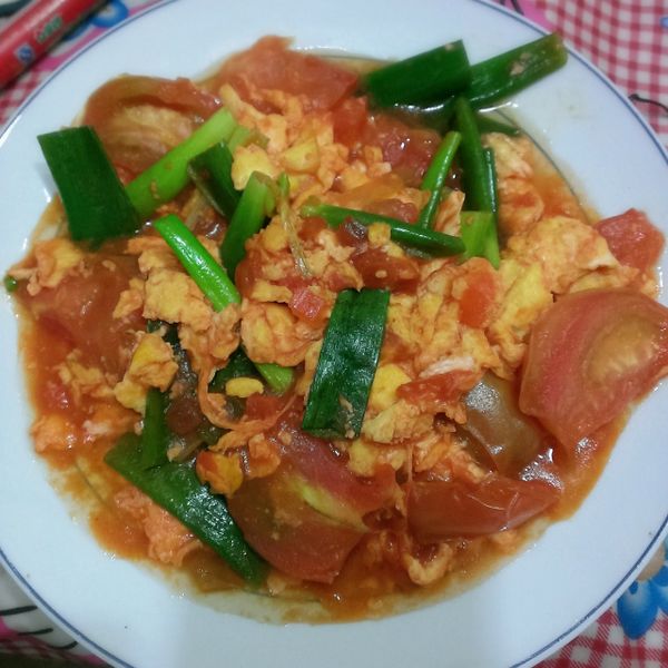 【靜靜小廚】蕃茄炒蛋：Tina Lo 一起做