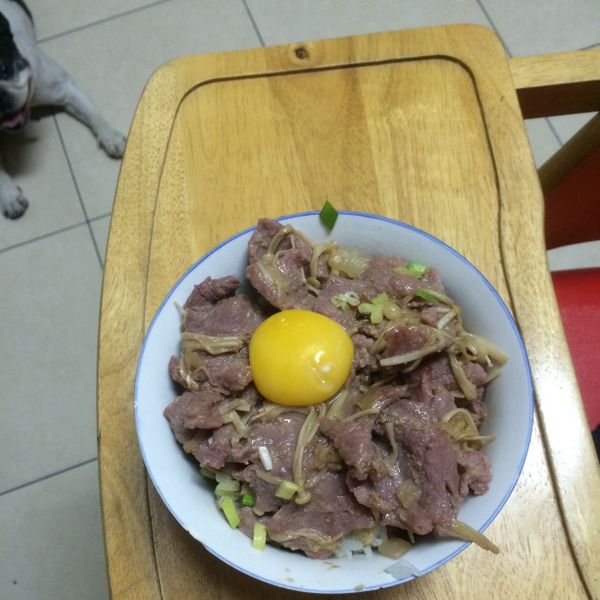 薑汁燒肉蓋飯：Shihjung Chao 一起做