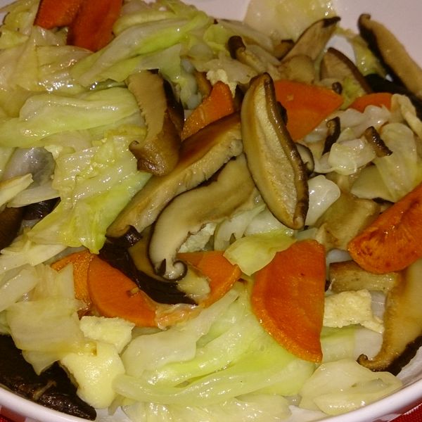 [水炒式]高麗菜炒香菇：Anita Liao 一起做