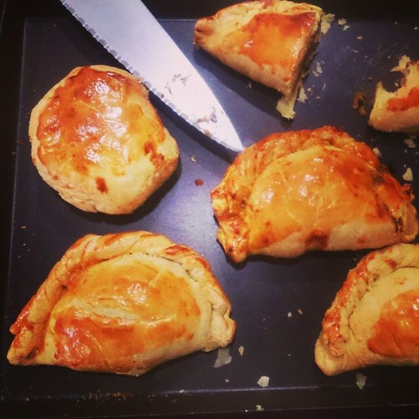 家庭點心-咖哩餃 : Nini Chiu一起做