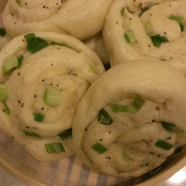 小魚媽の蔥花卷:呂靜芬 一起做