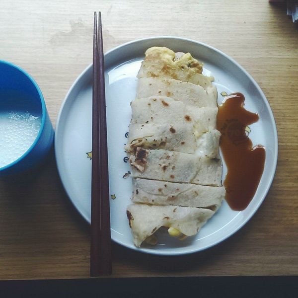 Q.軟.嫩蛋餅(5分鐘快速上桌)：Aki Lee 一起做