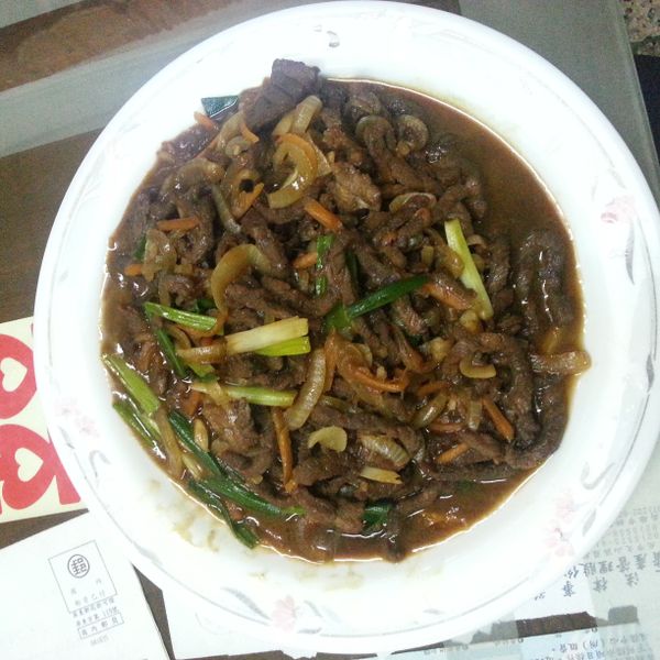 洋蔥牛肉 : 芯月愛一起做