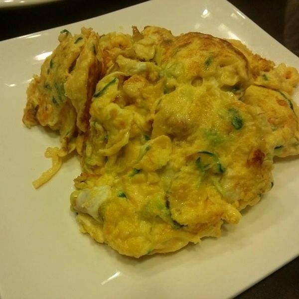 清爽豐潤的小黃瓜起司煎蛋 : 小宅主婦愛料理一起做