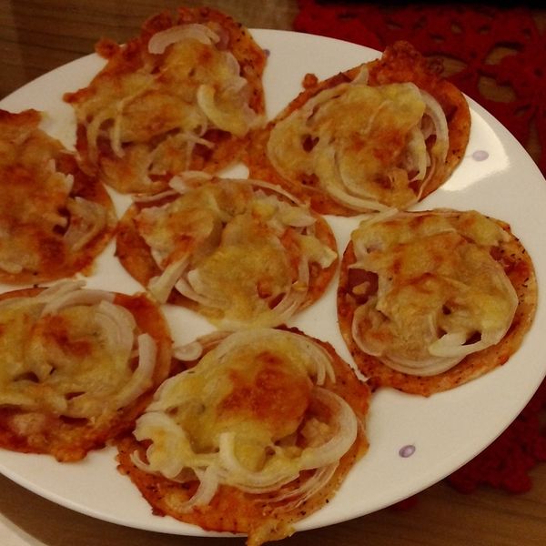 水餃皮的變化-小披薩 : 梁佳錞一起做