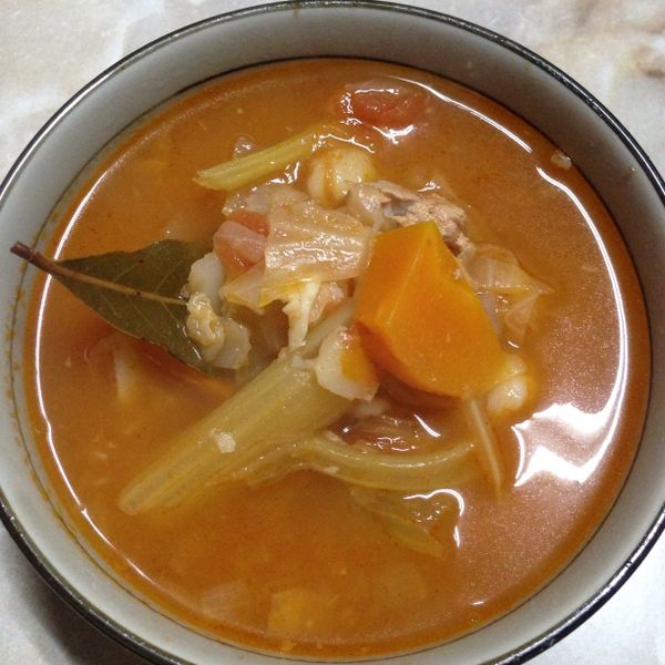 羅宋湯 : 雞蛋美女一起做