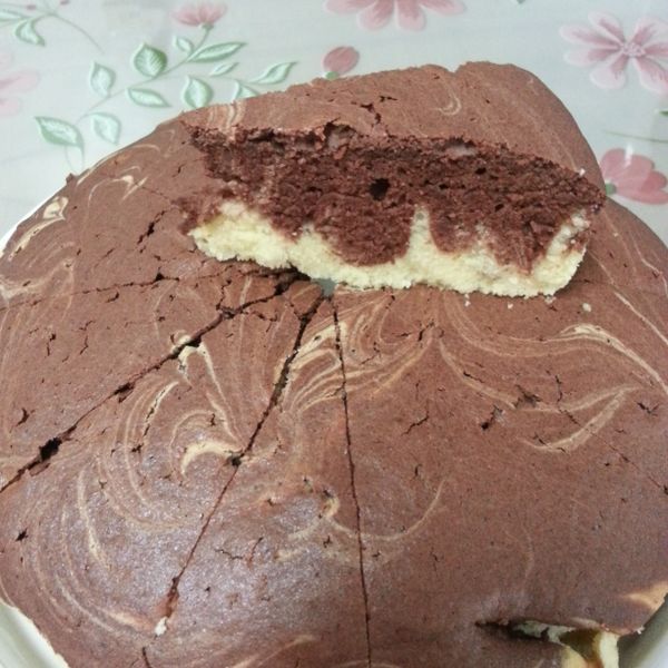 【Kate午後烘焙】簡易版!鬆餅粉大理石蛋糕 : 毛茸茸一起做