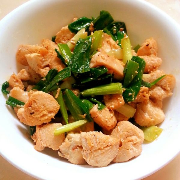 蔥爆雞丁 : 蘇毓雯一起做