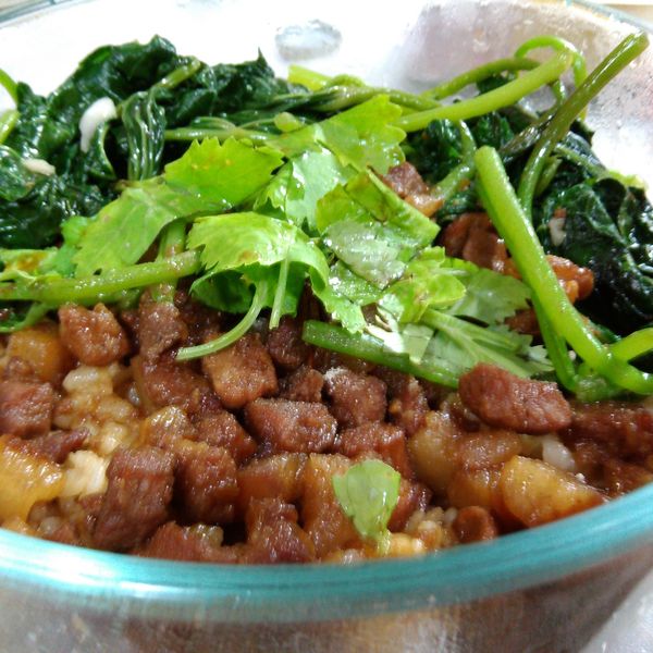 銷魂魯肉飯：小馨 一起做