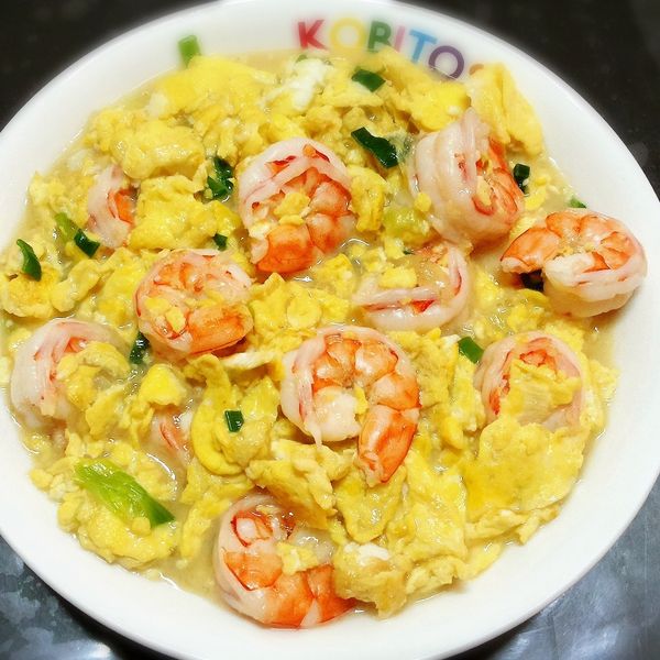 蝦仁炒蛋 : 凱欣一起做