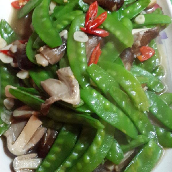 【粉豬兒】草菇扁豆 : Doris Wang一起做