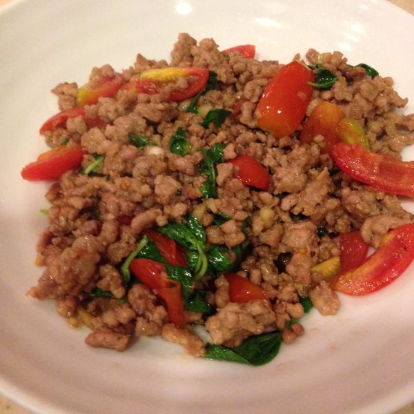 扒完三碗飯! 泰式打拋豬 食譜 : Doriswen一起做