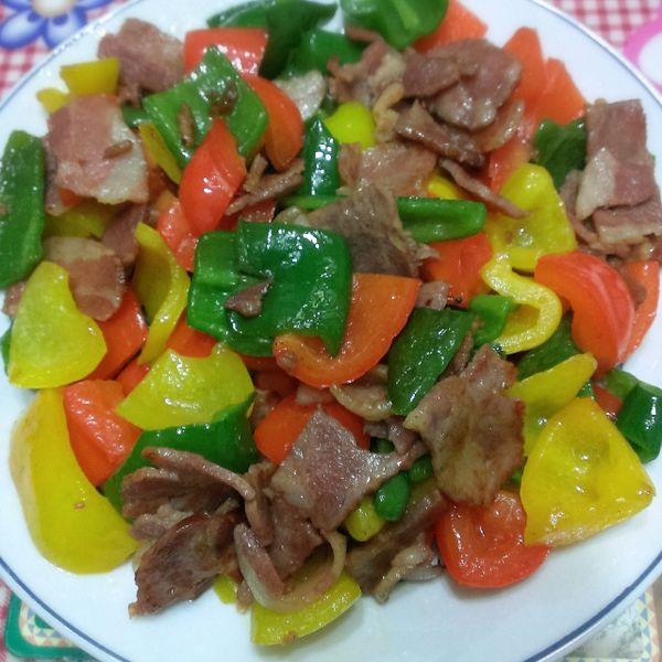 ㄚ曼達的廚房~培根青椒 : Tina Lo一起做