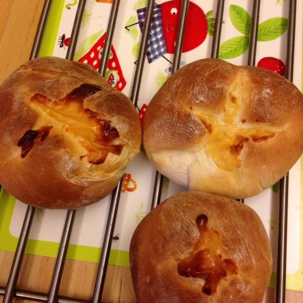 起士熔岩火腿麵包 : teresa一起做