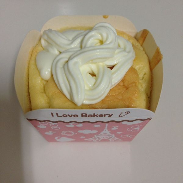 凱薩琳's 簡單戚風杯子蛋糕 : Buttle Liao一起做