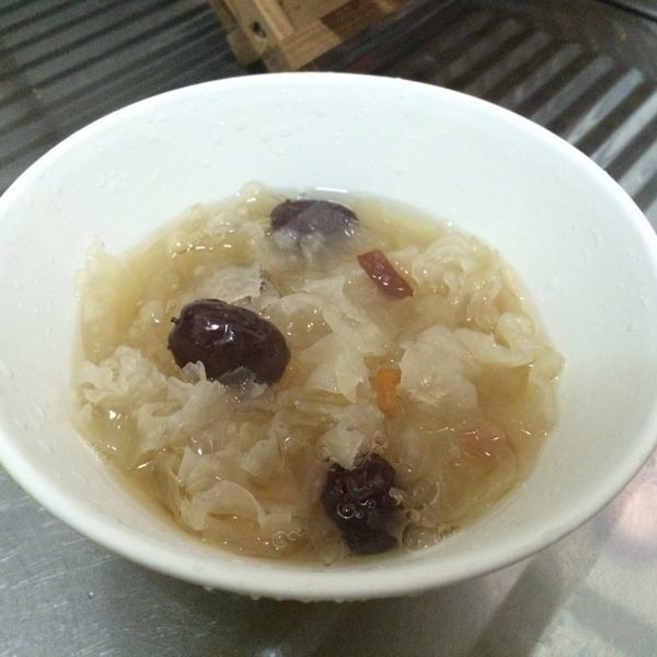 貝兒實驗室。紅棗銀耳羹：Elsa Huang 一起做