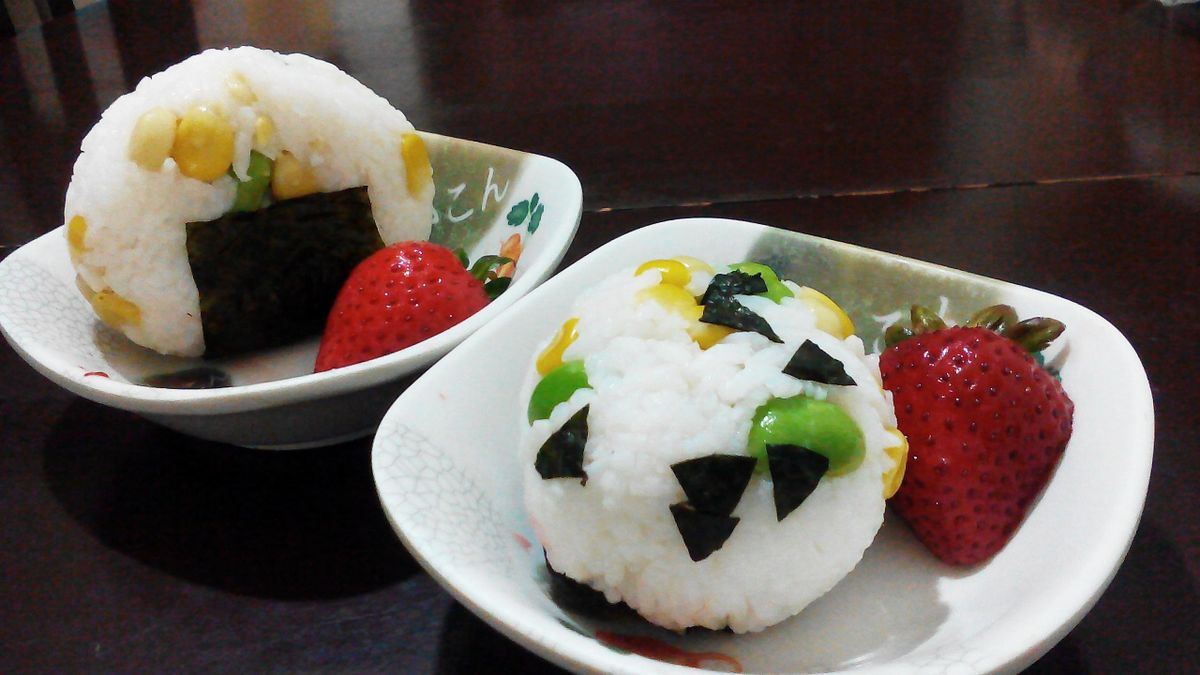 Lee Ling  Tan 一起做