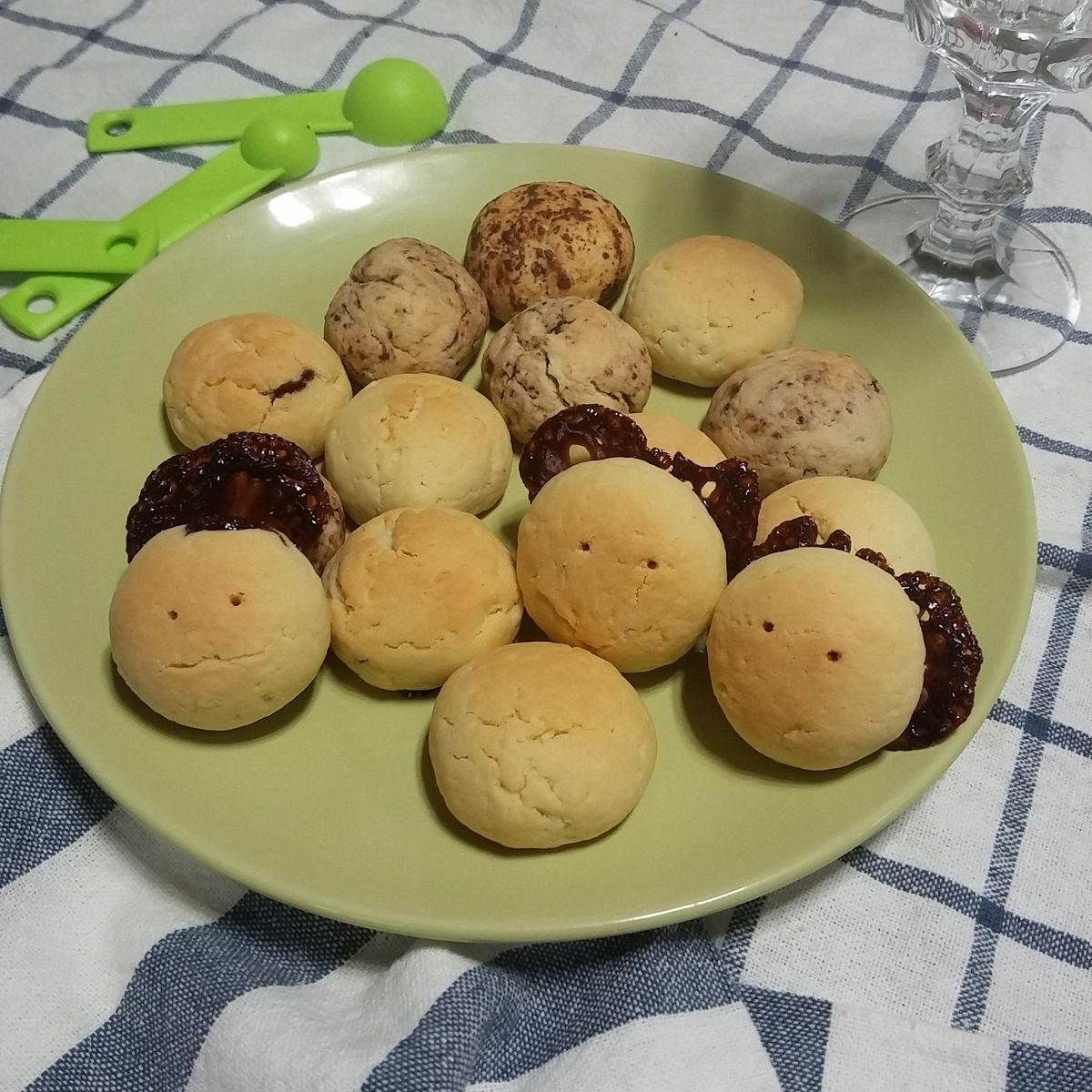 嘴饞的小屁孩 一起做