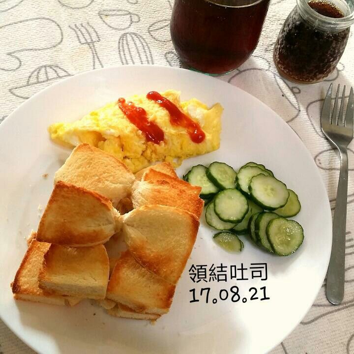 伊的親子早餐日記 一起做