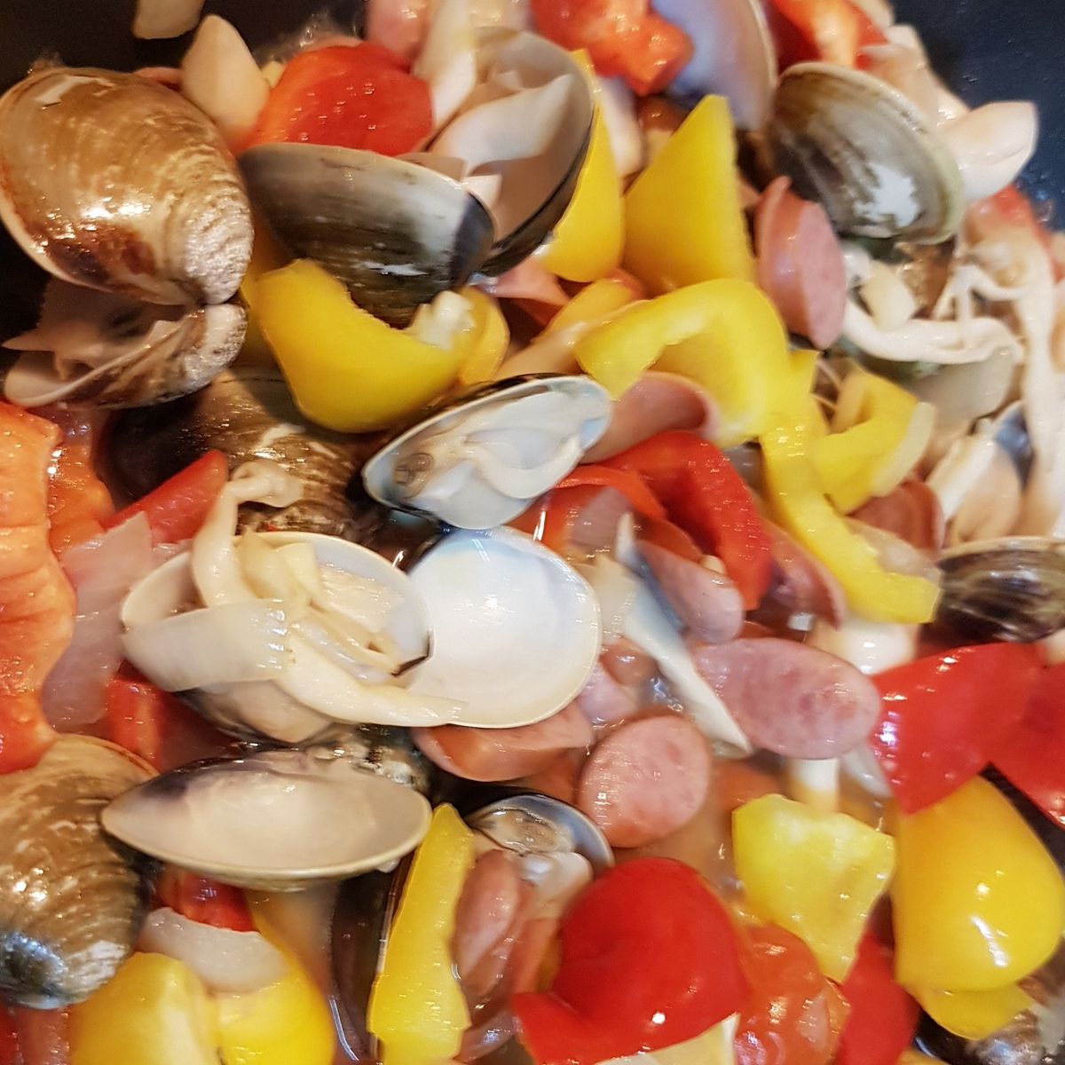 nondescript 一起做