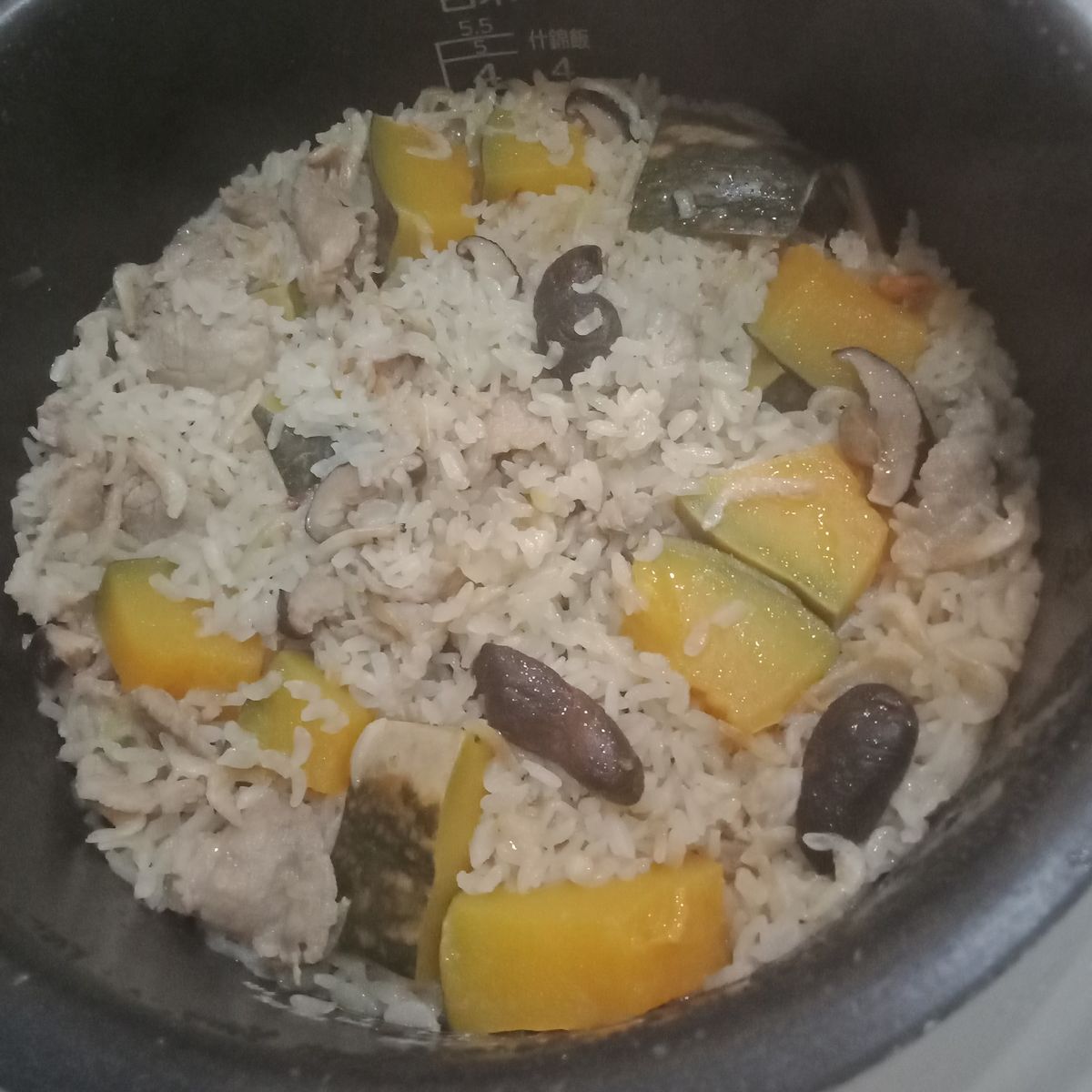 帝娜 (Tina) 一起做