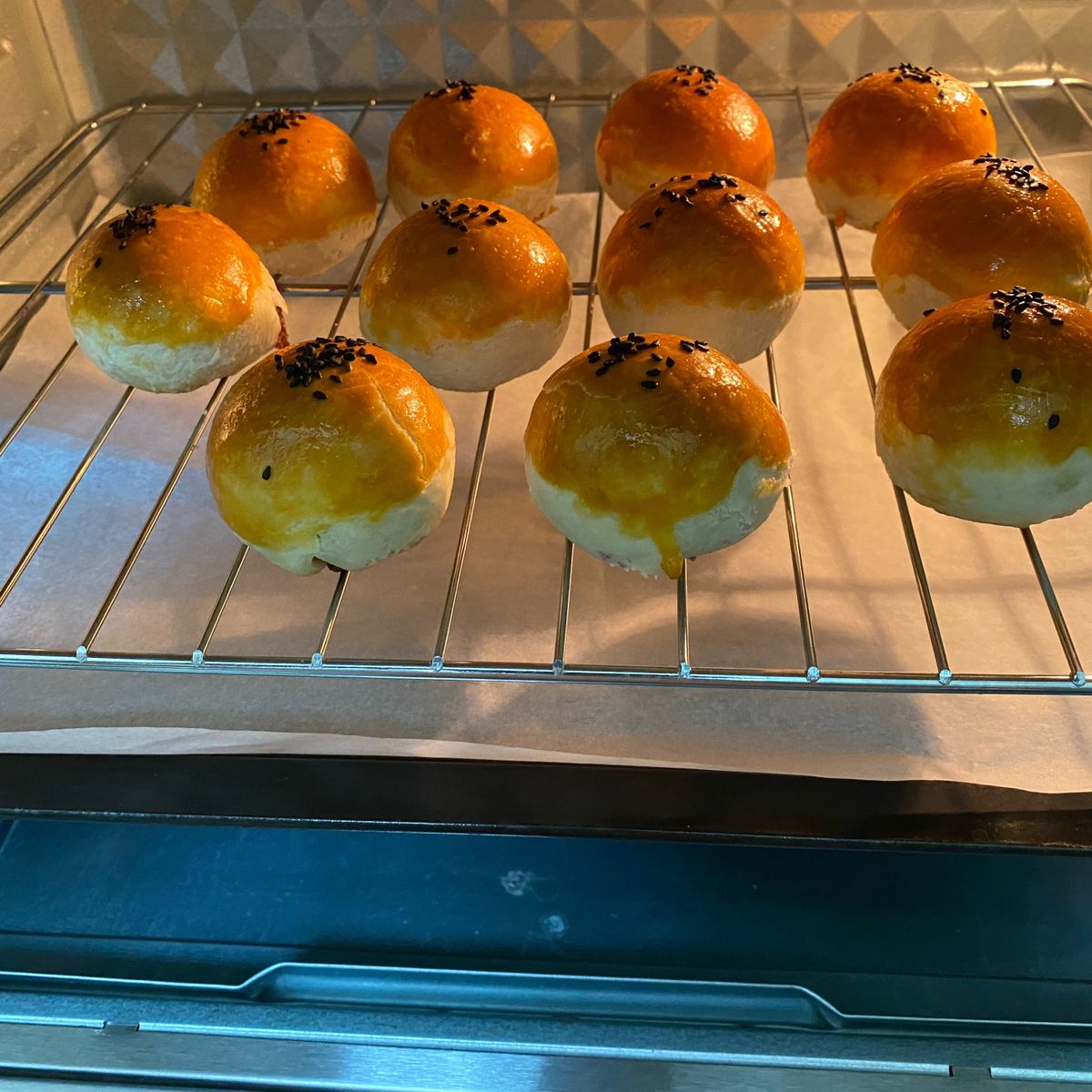 Yi Xin Shi 一起做