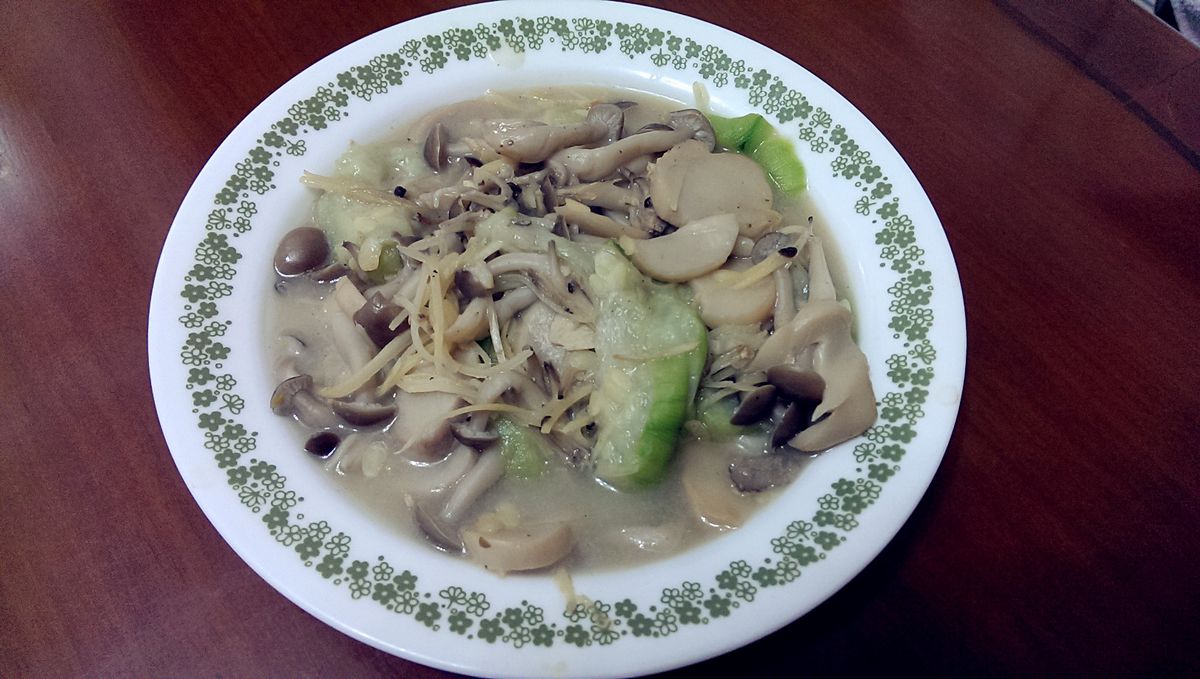 Hi,我是努力學習料理的小羽 一起做