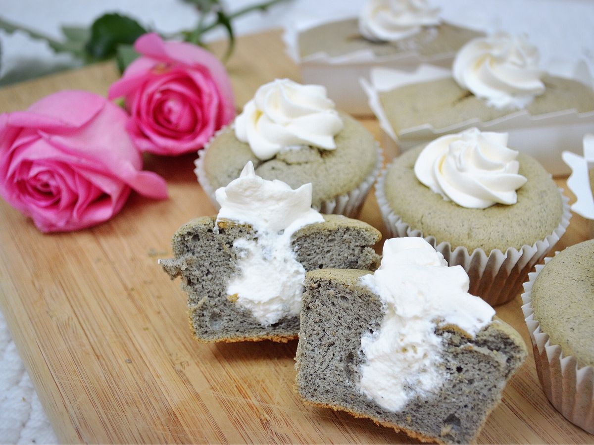 黑芝麻牛奶爆漿蛋糕