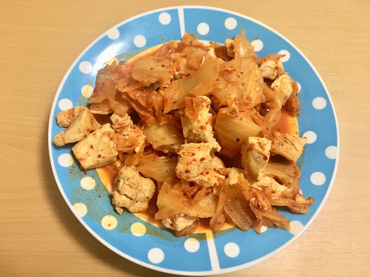 「泡菜炒雞肉🍗」